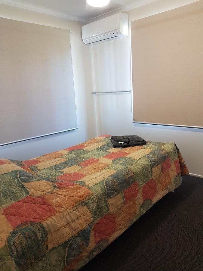 D'Aguilar Hotel Motel Ngoại thất bức ảnh